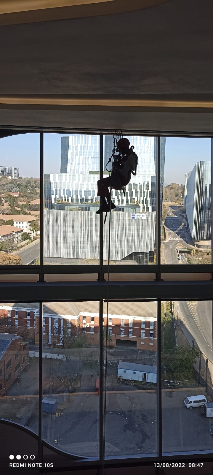 Window cleaning at Sasol, Sandton City