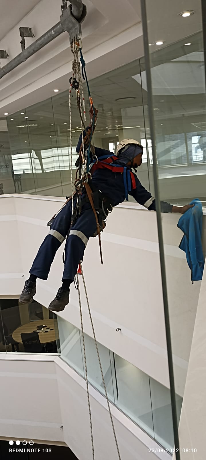 Window cleaning using Rope Access, The Firs Rosebank